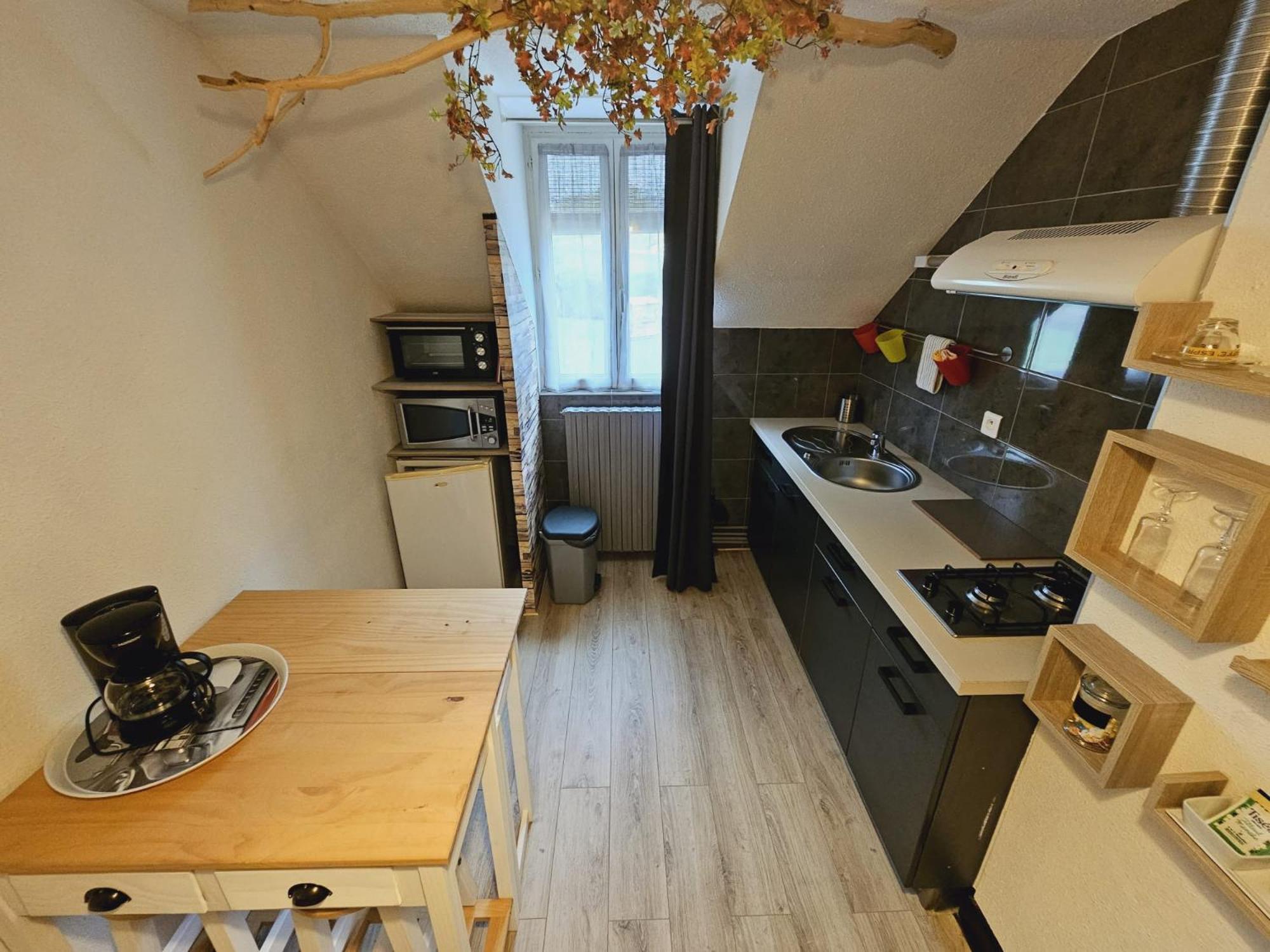 La Tour Des Quatre Chemins Apartment